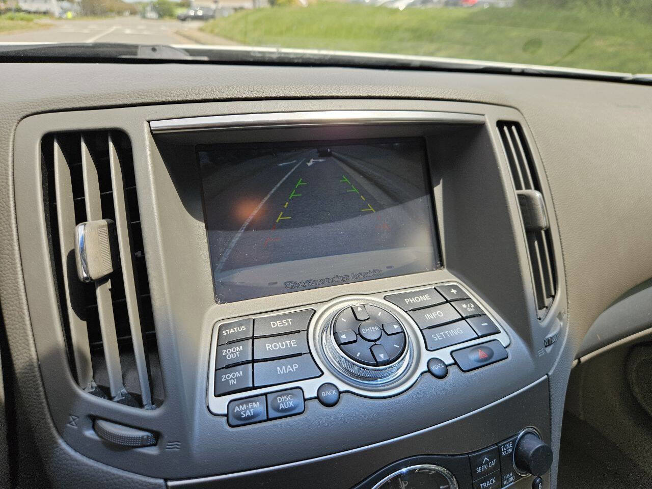 Used 2015 INFINITI Q40 AWD w/ Navigation Package image 19