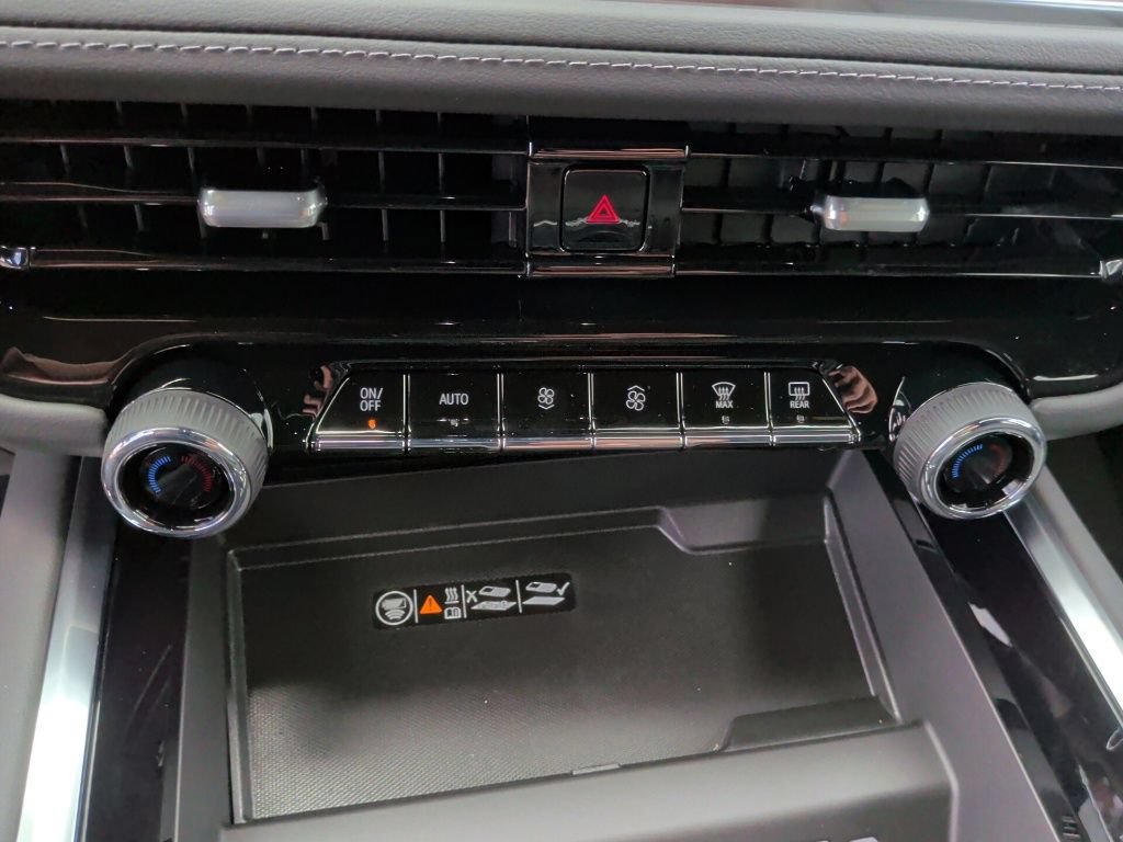 New 2026 Chevrolet Tahoe LT w/ Comfort Package AWD/4WD image 29