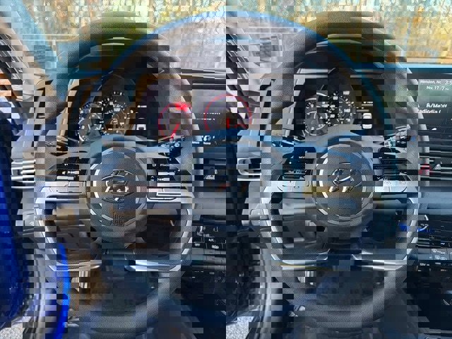 Certified 2023 Hyundai Elantra SEL image 18