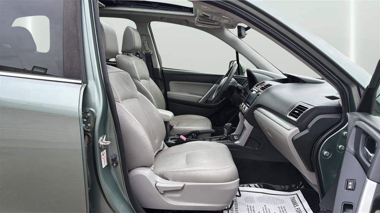 Used 2016 Subaru Forester 2.5i Touring w/ Eyesight & Navigation System AWD/4WD image 13