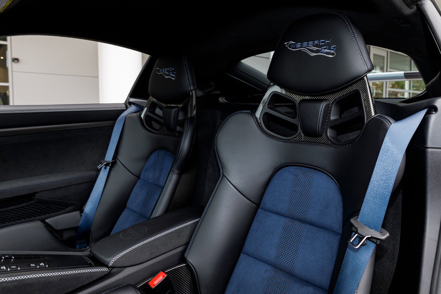 Used 2025 Porsche 718 Cayman GT4 RS image 42