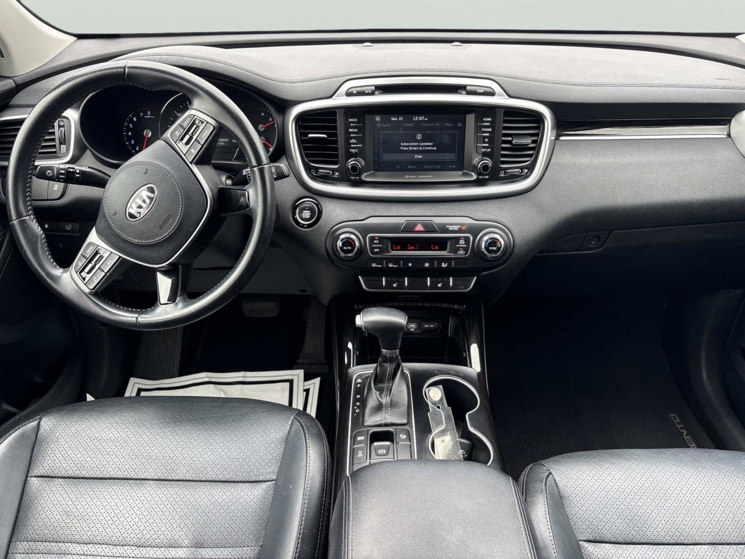 Used 2019 Kia Sorento EX AWD/4WD image 11