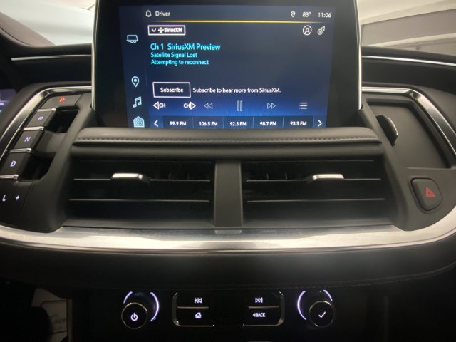 Used 2023 Chevrolet Suburban Z71 w/ Luxury Package AWD/4WD image 16