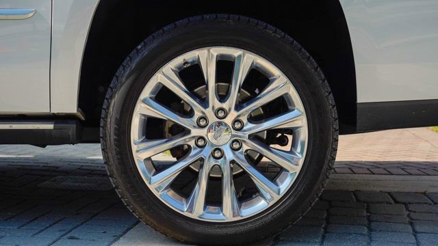 Used 2019 Cadillac Escalade ESV Premium Luxury RWD image 15