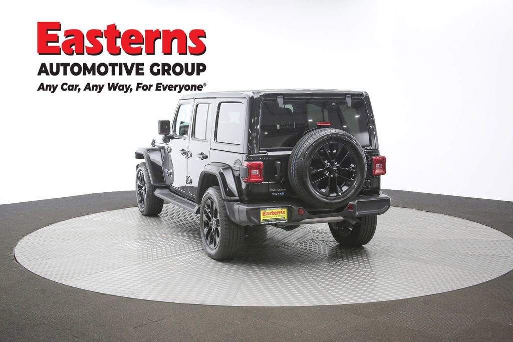 Used 2025 Jeep Wrangler Unlimited Sahara AWD/4WD image 61
