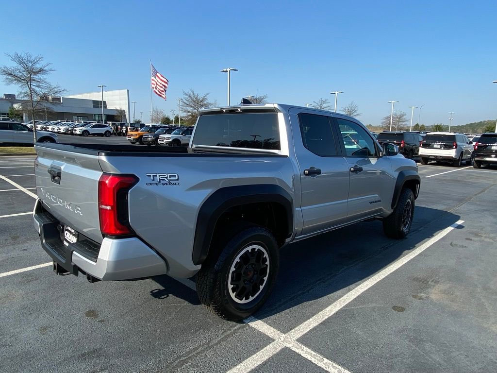 Used 2024 Toyota Tacoma TRD Off-Road image 7
