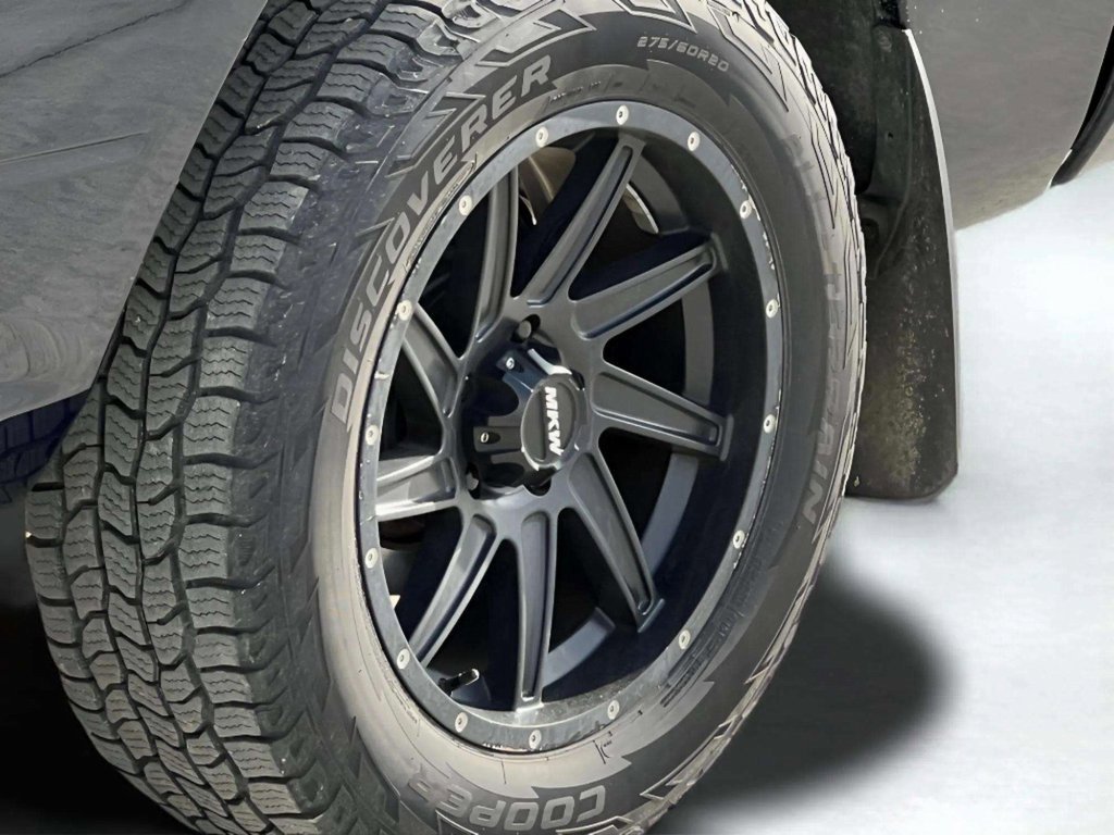 Used 2015 RAM 1500 Express image 13