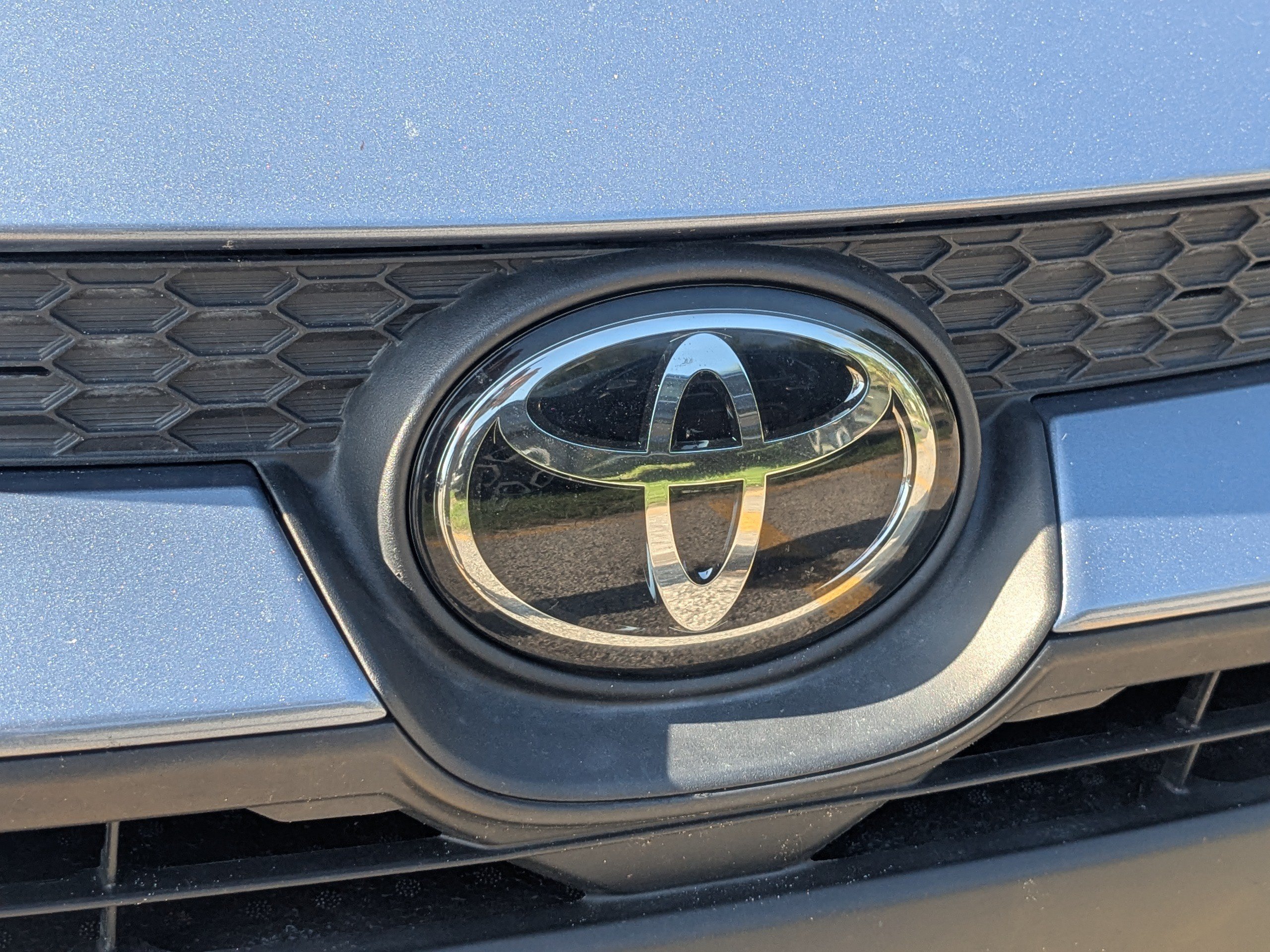 Used 2024 Toyota Corolla LE FWD image 31