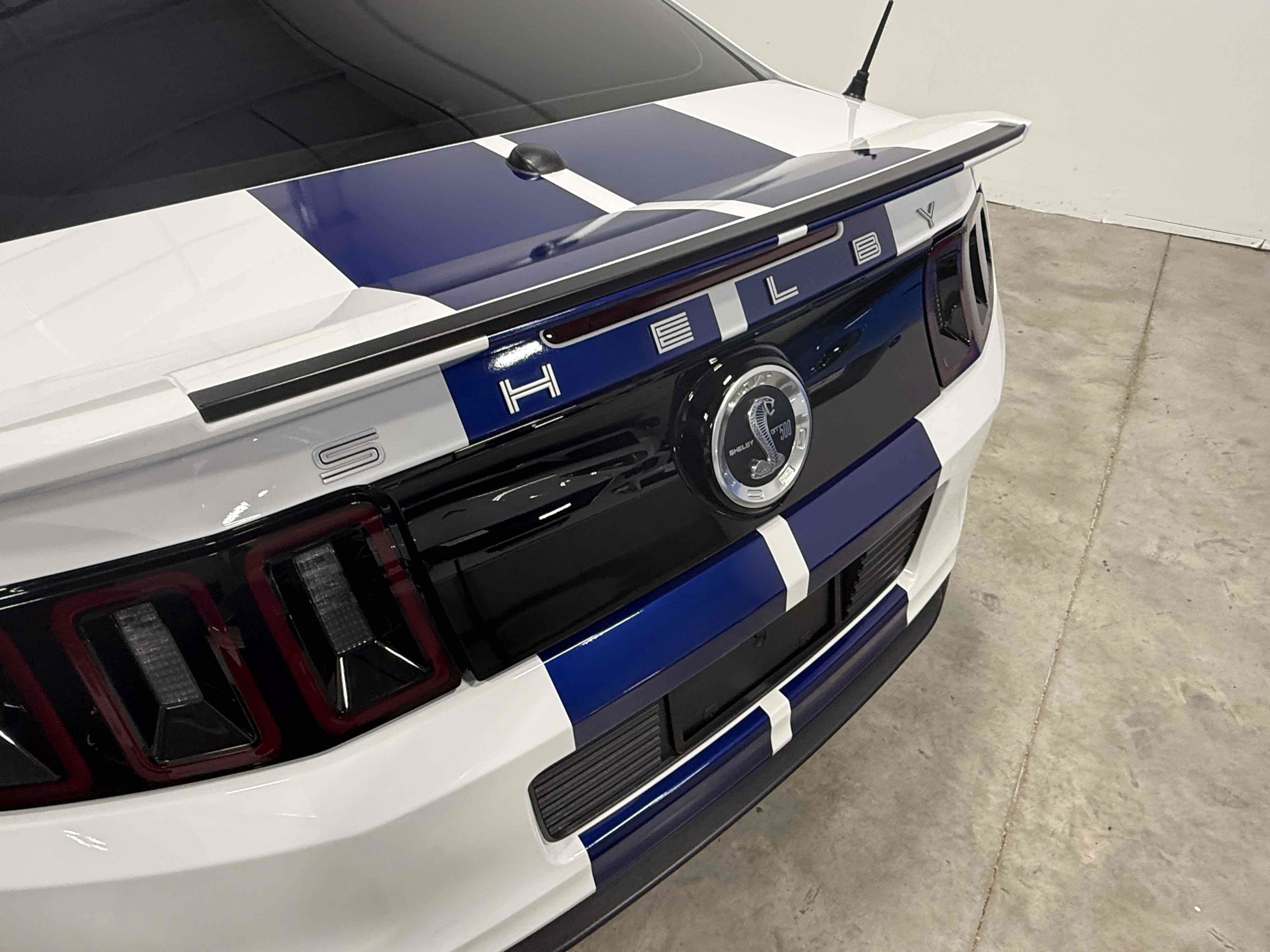 Used 2014 Ford Mustang Shelby GT500 w/ Equipment Group 821A RWD image 90