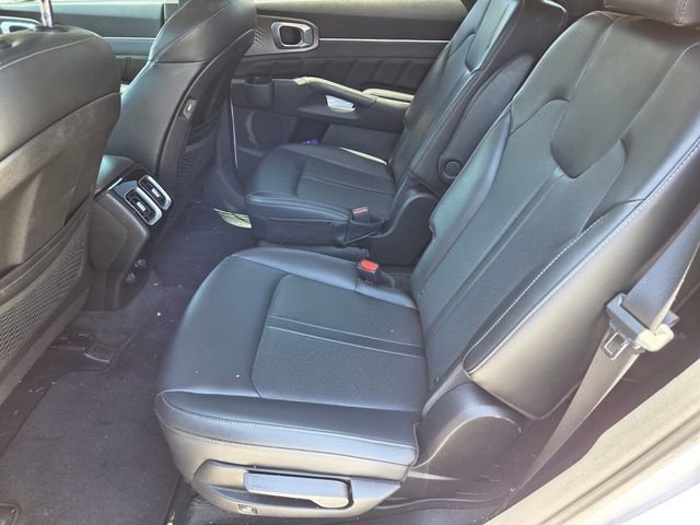Used 2021 Kia Sorento SX image 11