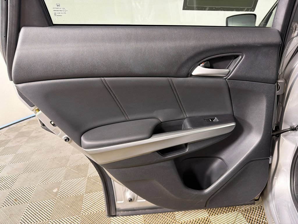 Used 2015 Honda Crosstour EX-L image 22
