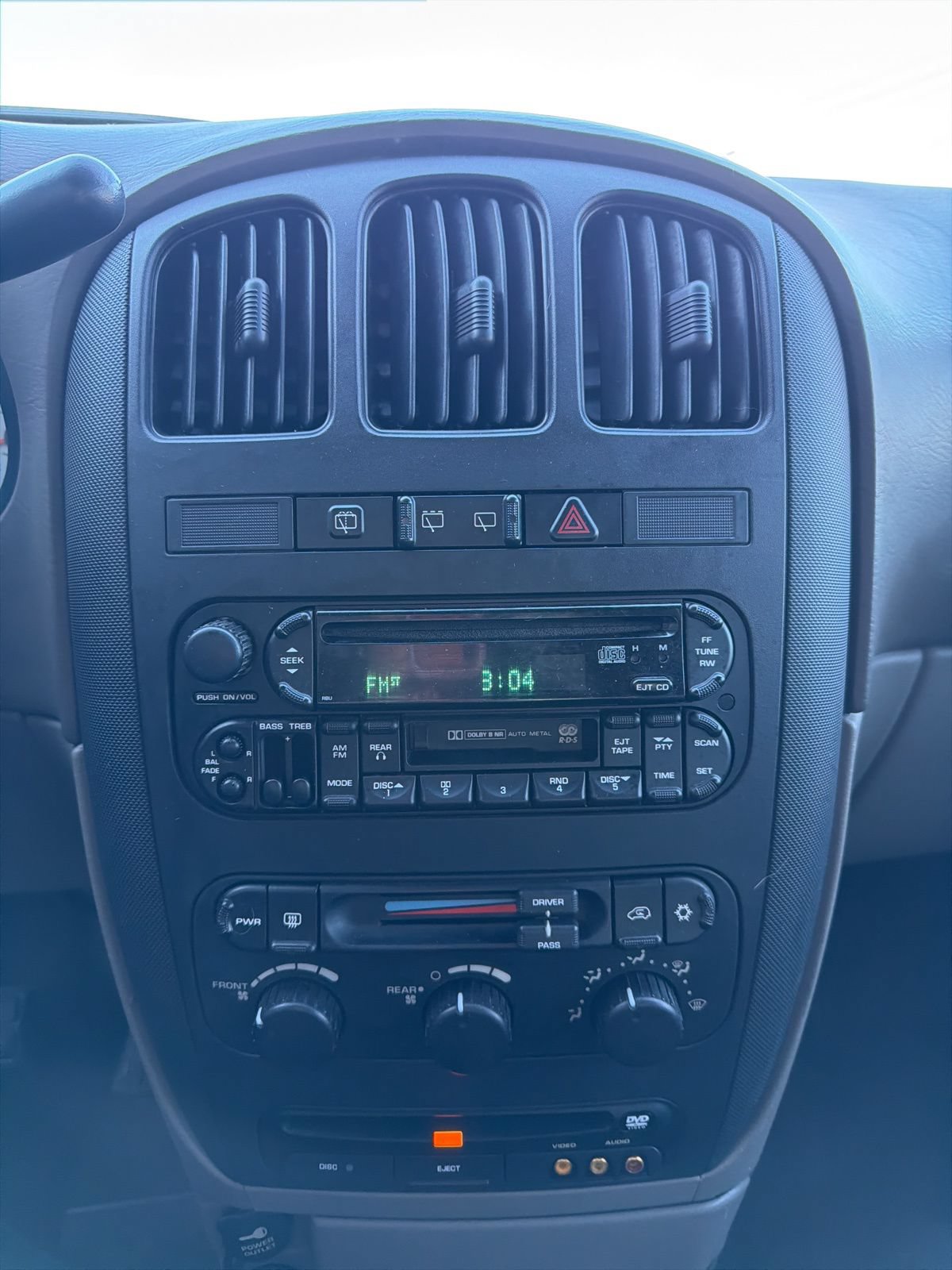 Used 2003 Dodge Grand Caravan Sport FWD image 36