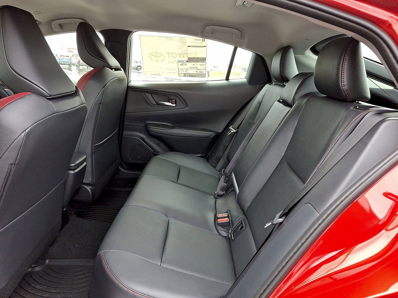 New 2026 Toyota Prius Plug-In Hybrid FWD image 13