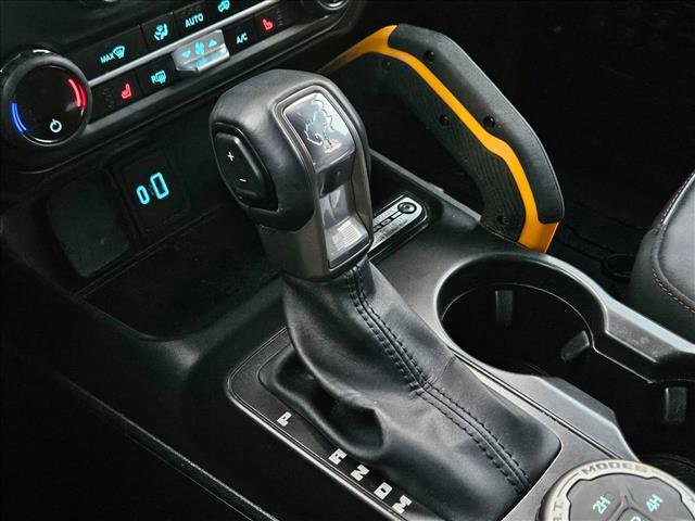 Used 2023 Ford Bronco Badlands image 11
