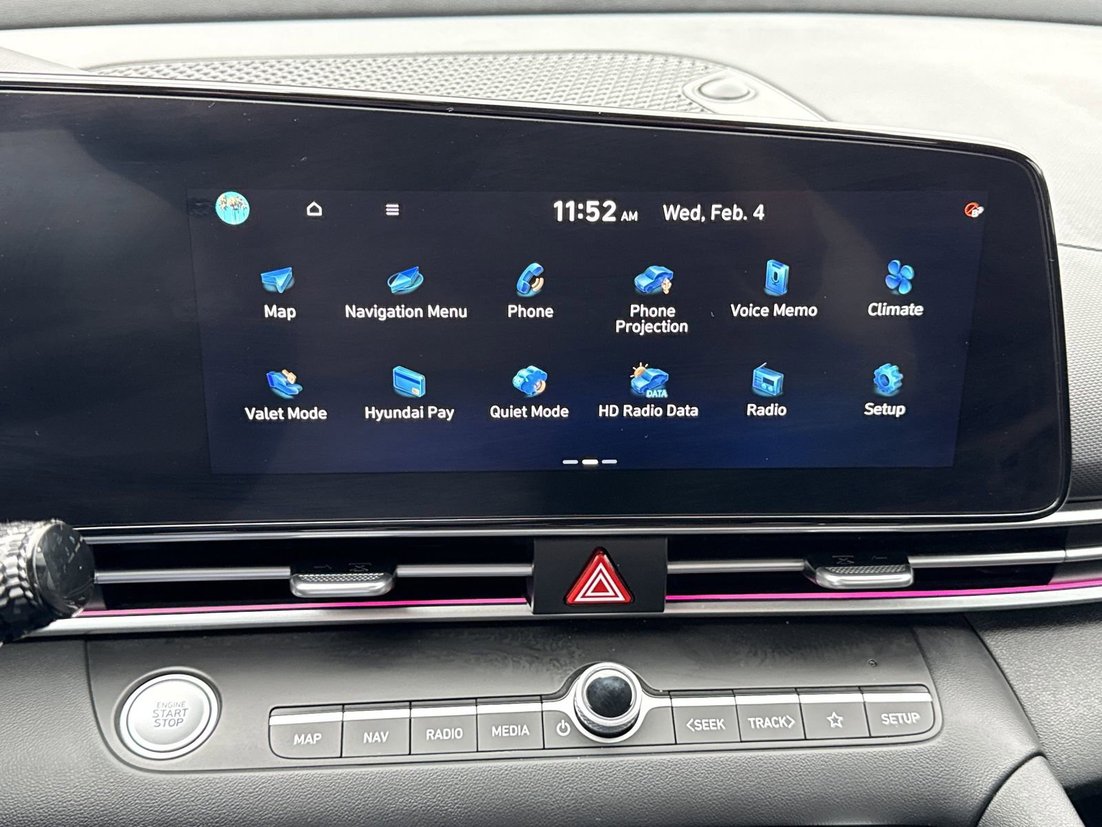 Used 2025 Hyundai Elantra SEL image 24