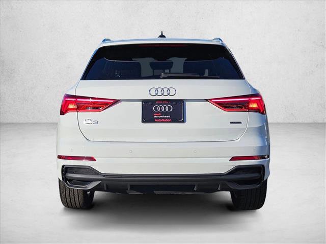 New 2025 Audi Q3 2.0T Premium image 8