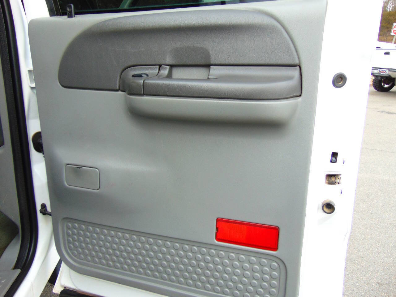 Used 2004 Ford F250 XLT image 49