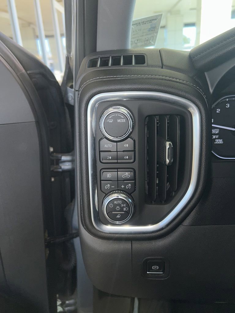 Used 2021 GMC Sierra 1500 SLT image 12