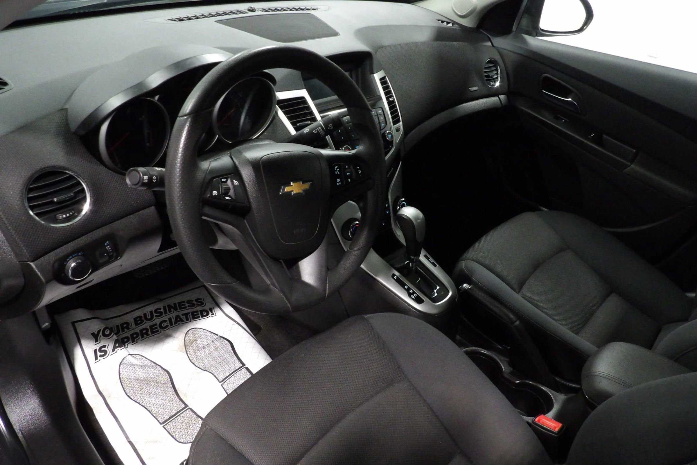 Used 2016 Chevrolet Cruze LT FWD image 7