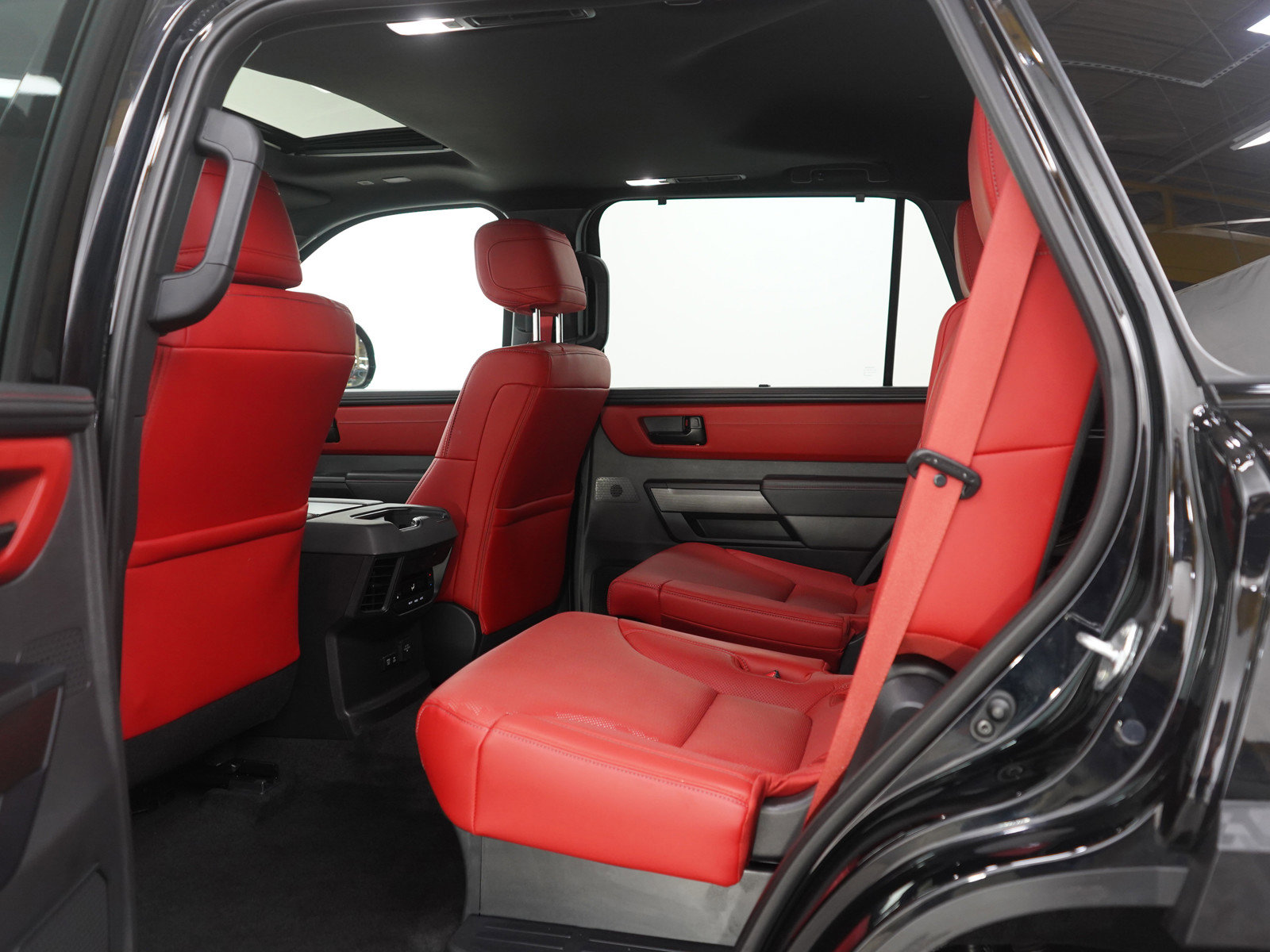 Used 2025 Toyota Sequoia TRD Pro image 21