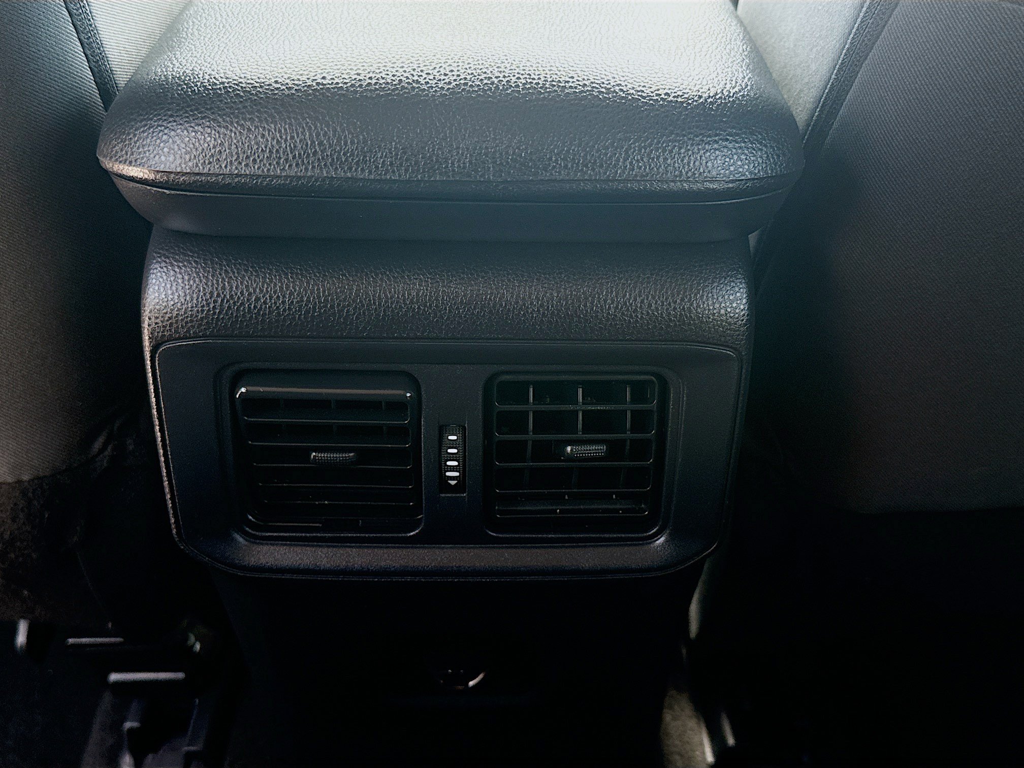 Used 2024 Toyota RAV4 LE FWD image 22