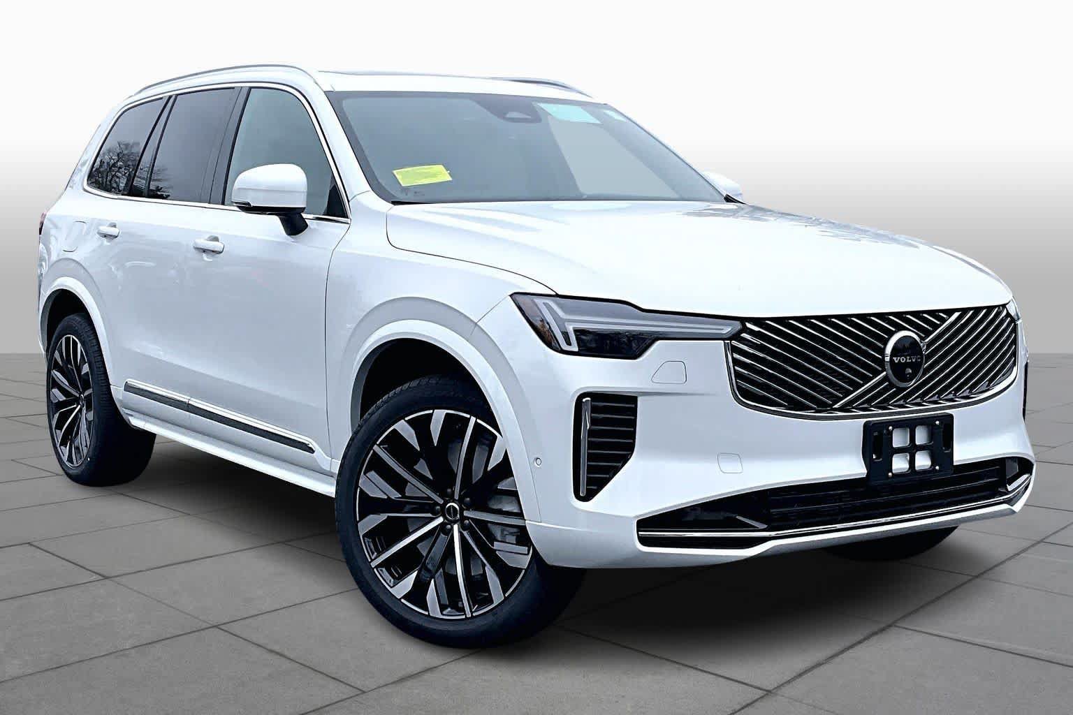 New 2026 Volvo XC90 B6 Plus w/ Protection Package Premier AWD/4WD image 16