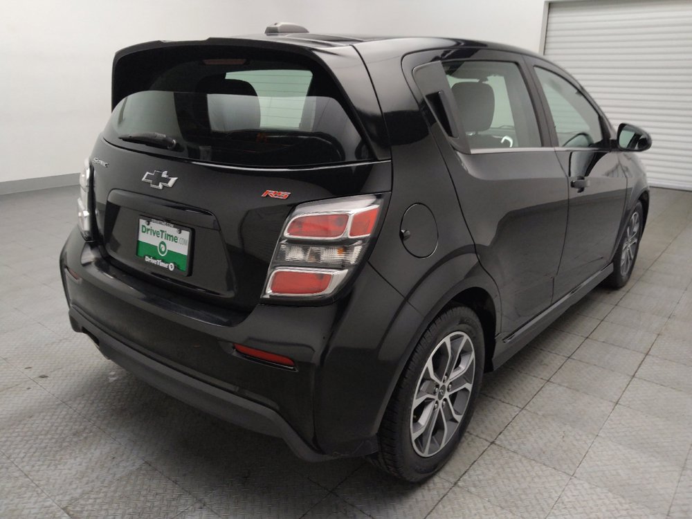 Used 2020 Chevrolet Sonic LT FWD image 9
