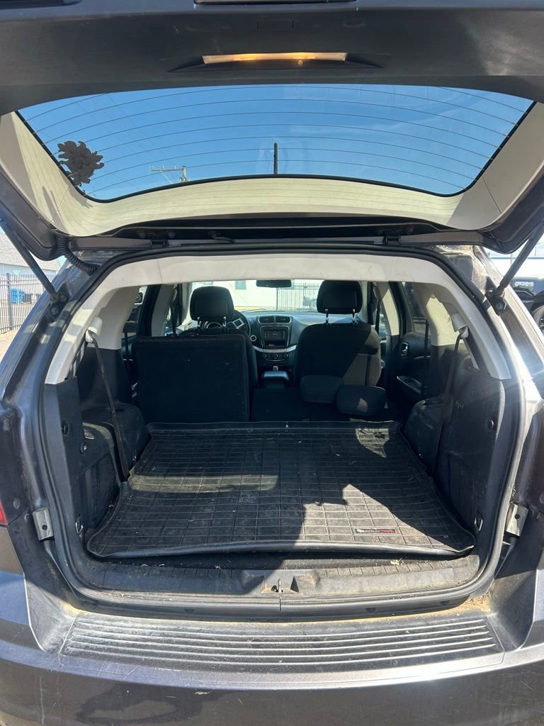 Used 2018 Dodge Journey SE w/ Blacktop Package FWD image 10