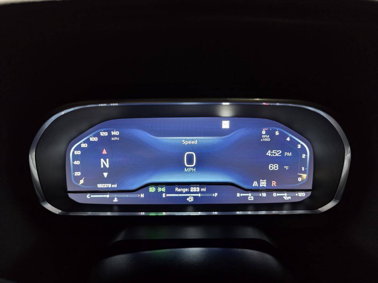 Used 2023 Chevrolet Suburban Premier AWD/4WD image 43