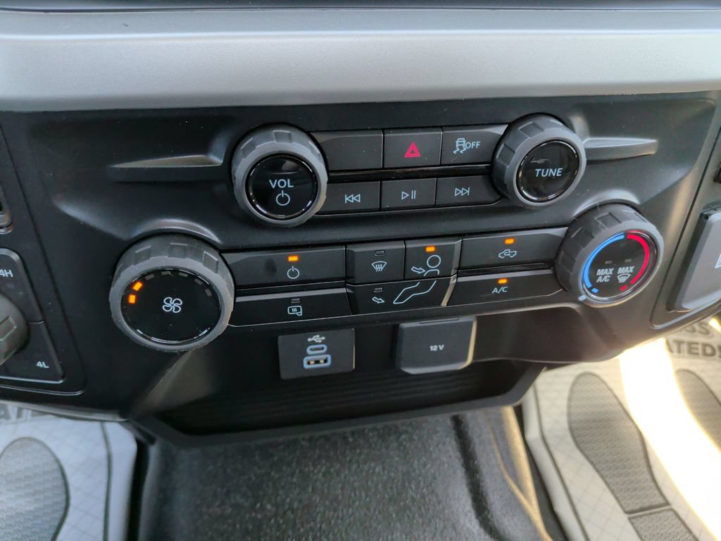 New 2026 Ford F250 XL w/ XL Off-Road Package AWD/4WD image 14