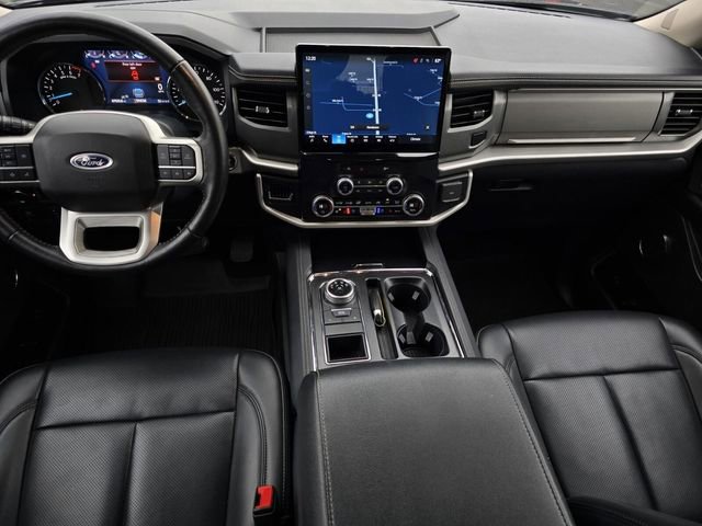Used 2024 Ford Expedition XLT RWD image 13