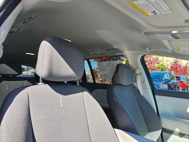 New 2026 Hyundai Ioniq 9 SE AWD/4WD image 11