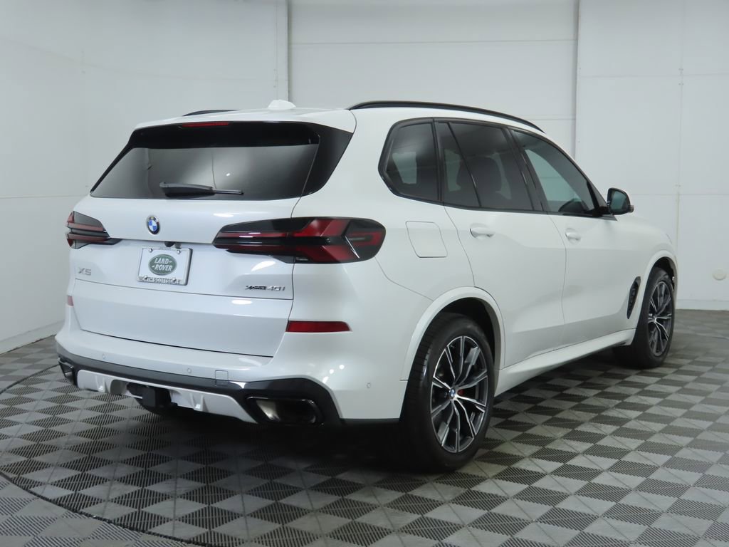 Used 2024 BMW X5 xDrive40i w/ Executive Package image 5