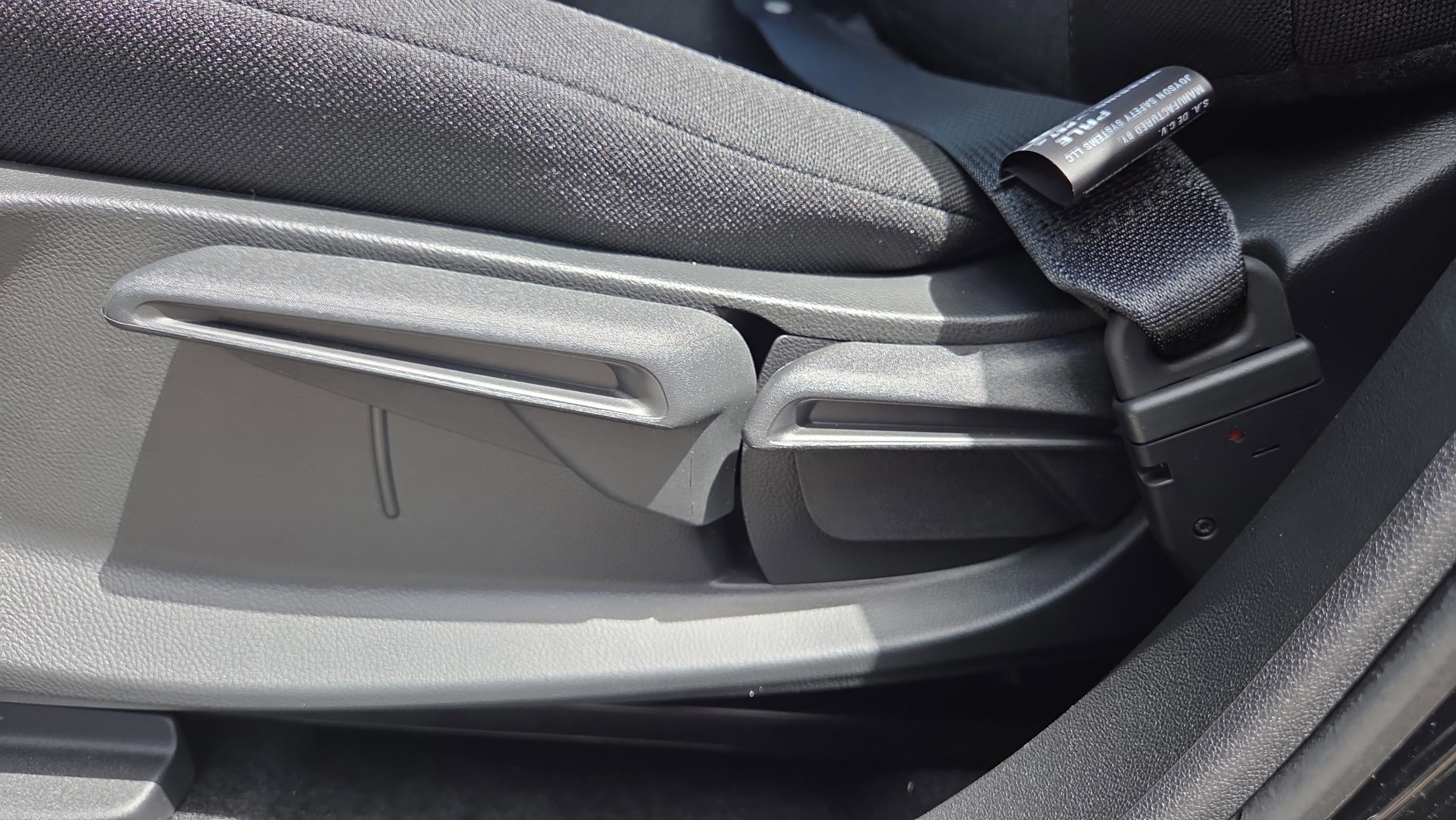 New 2026 Honda HR-V LX image 10