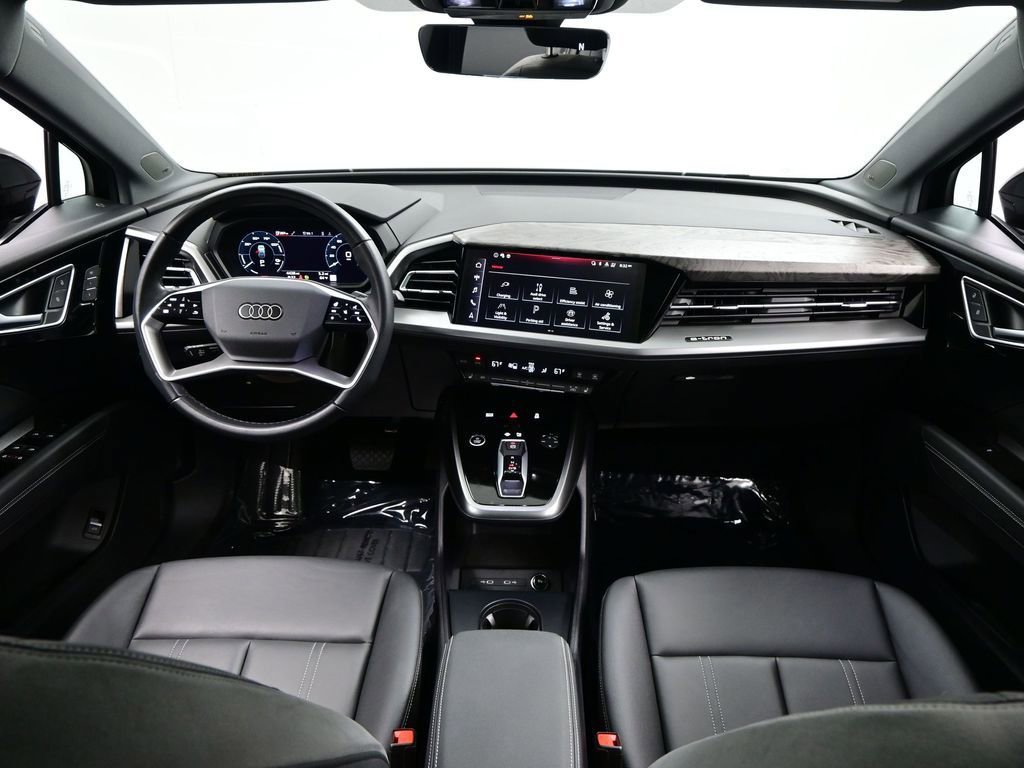 Used 2024 Audi Q4 e-tron Premium Plus w/ Premium Plus image 34