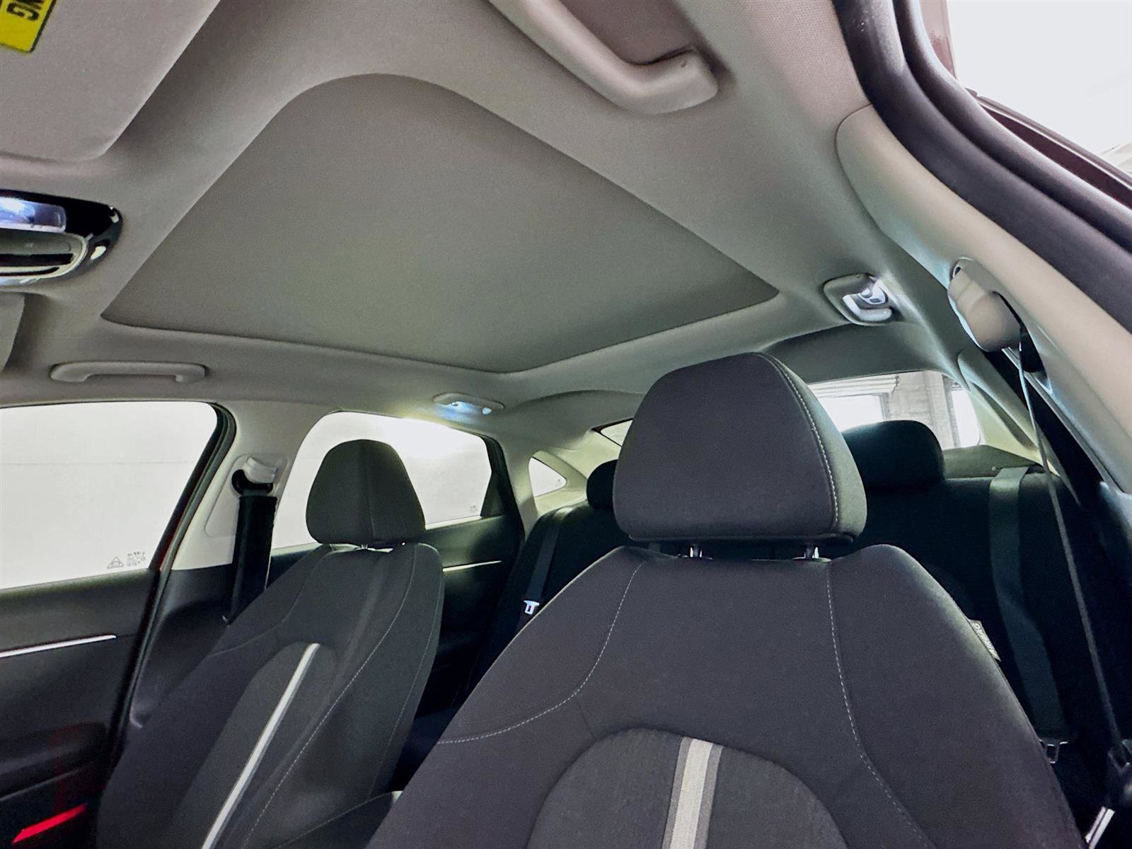 Certified 2023 Hyundai Sonata SEL w/ Convenience Package image 14