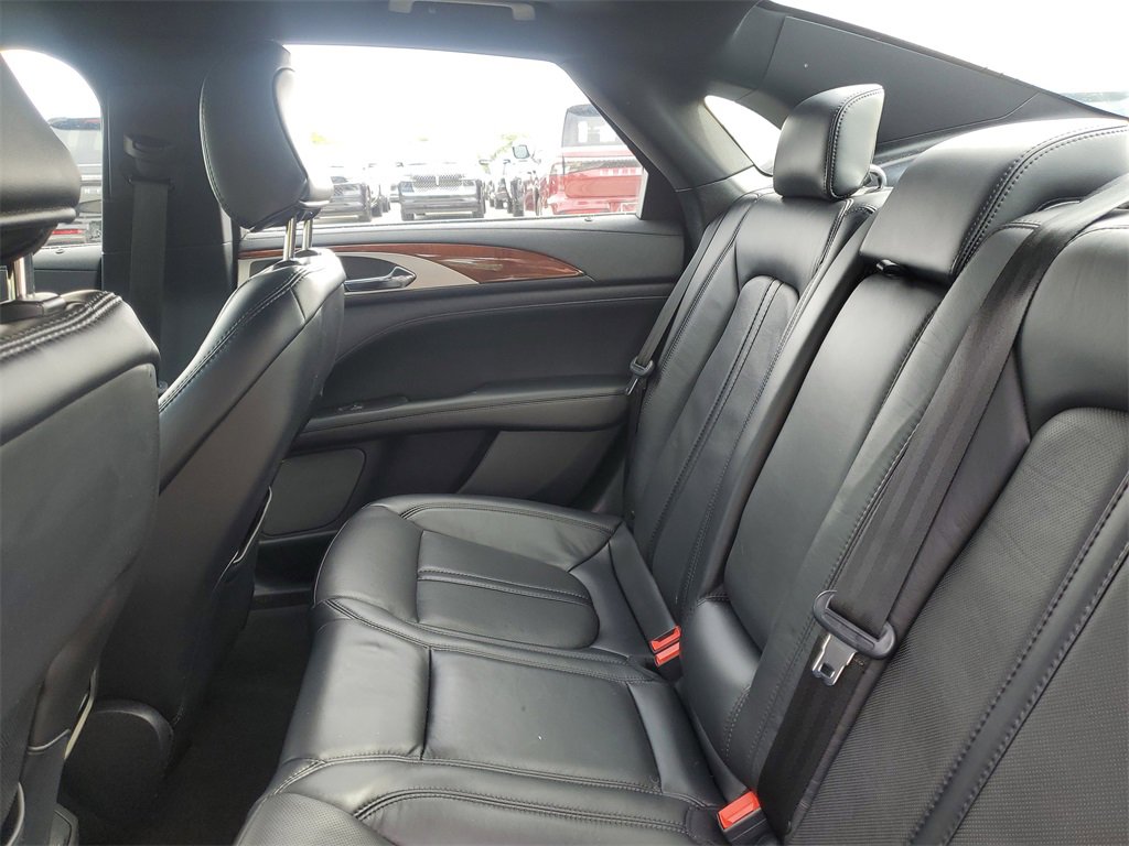 Used 2020 Lincoln MKZ Reserve w/ Elements Package image 12