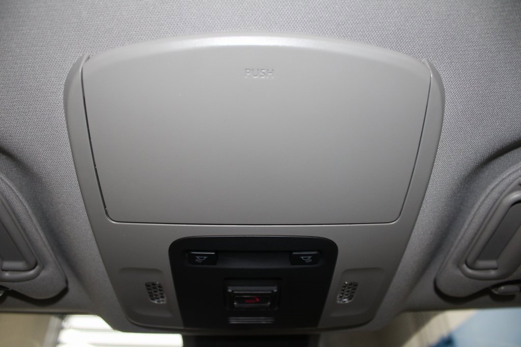 Used 2023 Toyota Camry LE image 33