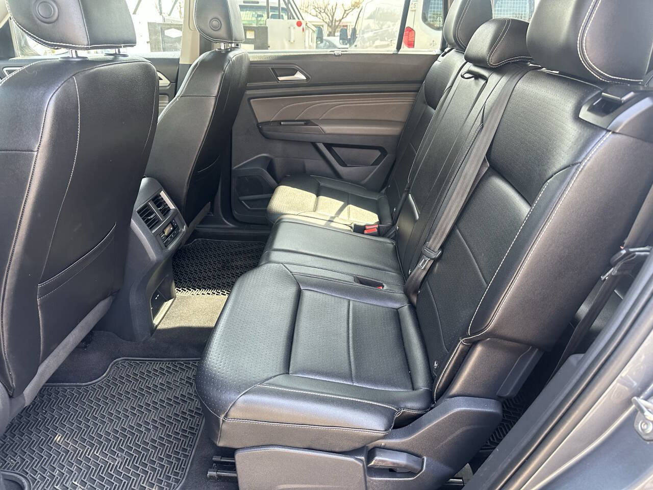 Used 2022 Volkswagen Atlas SE AWD/4WD image 15