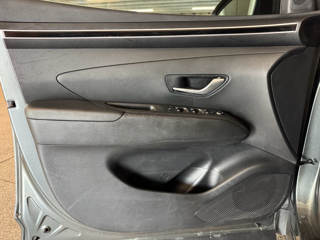 Used 2022 Hyundai Tucson SEL FWD image 15