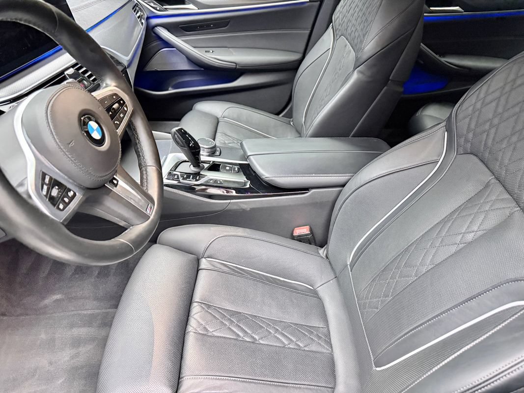 Used 2021 BMW M550i xDrive w/ Premium Package AWD/4WD image 10