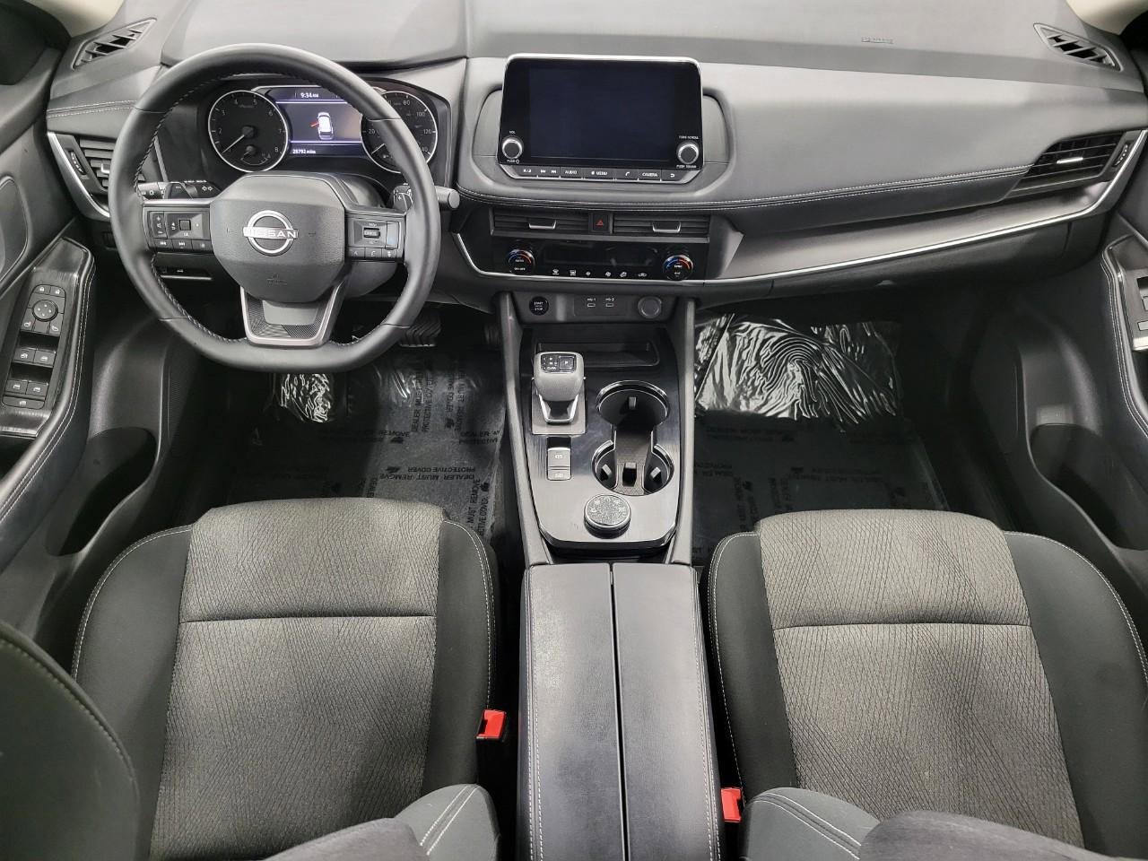 Used 2025 Nissan Rogue SV AWD/4WD image 7