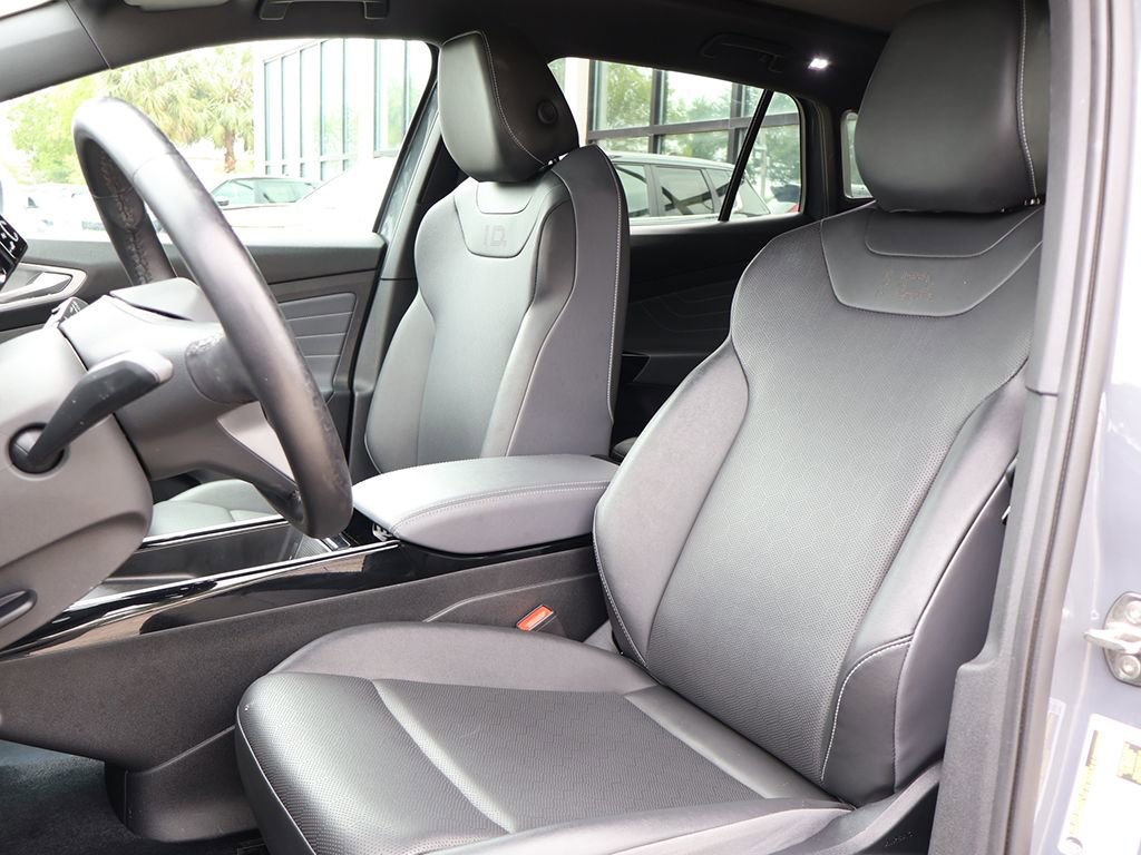 Used 2023 Volkswagen ID.4 S RWD image 33