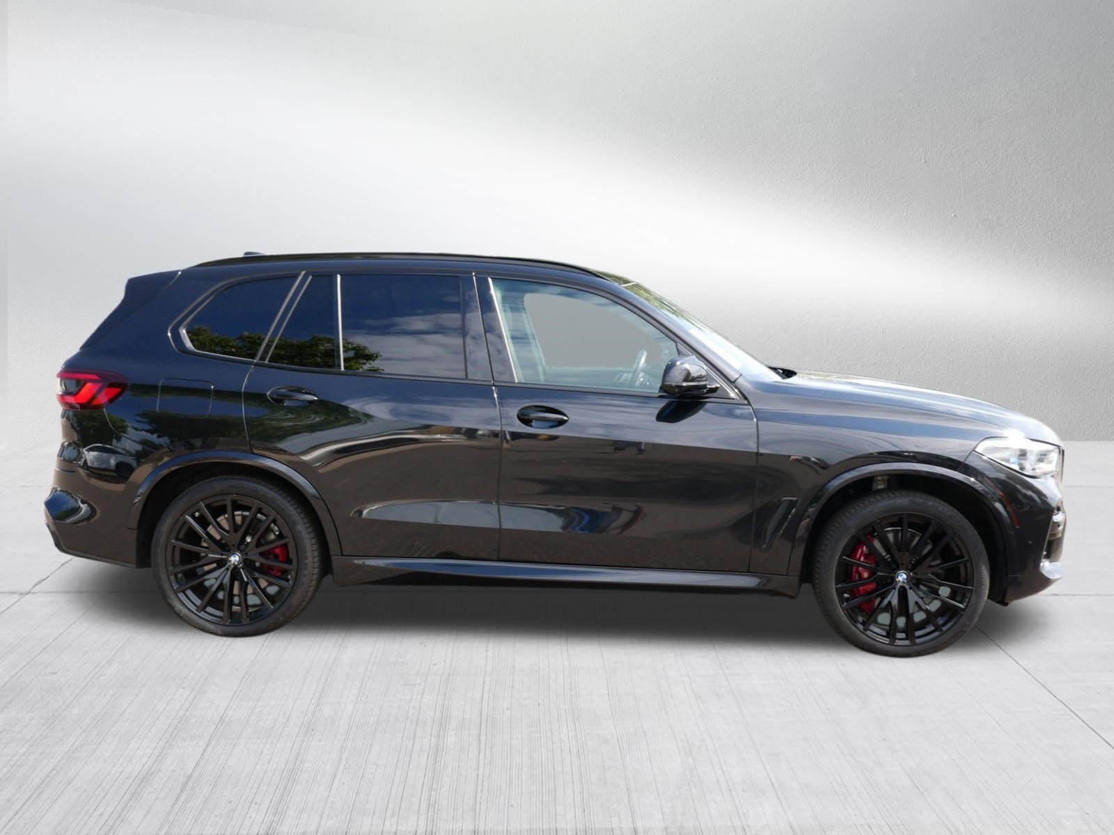Used 2022 BMW X5 M50i w/ Executive Package AWD/4WD image 8