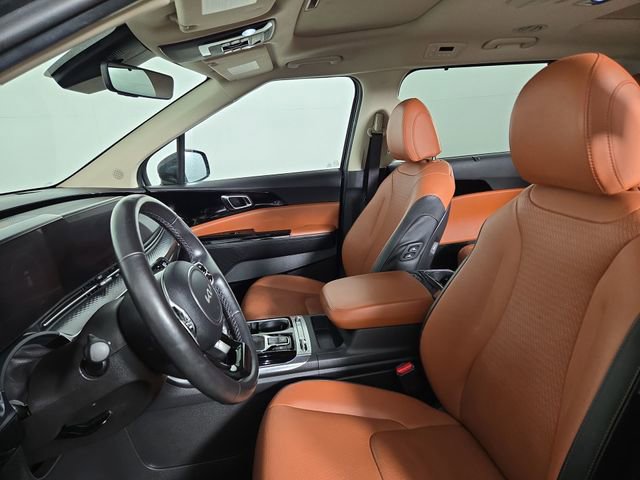 Used 2024 Kia Carnival SX Prestige image 13