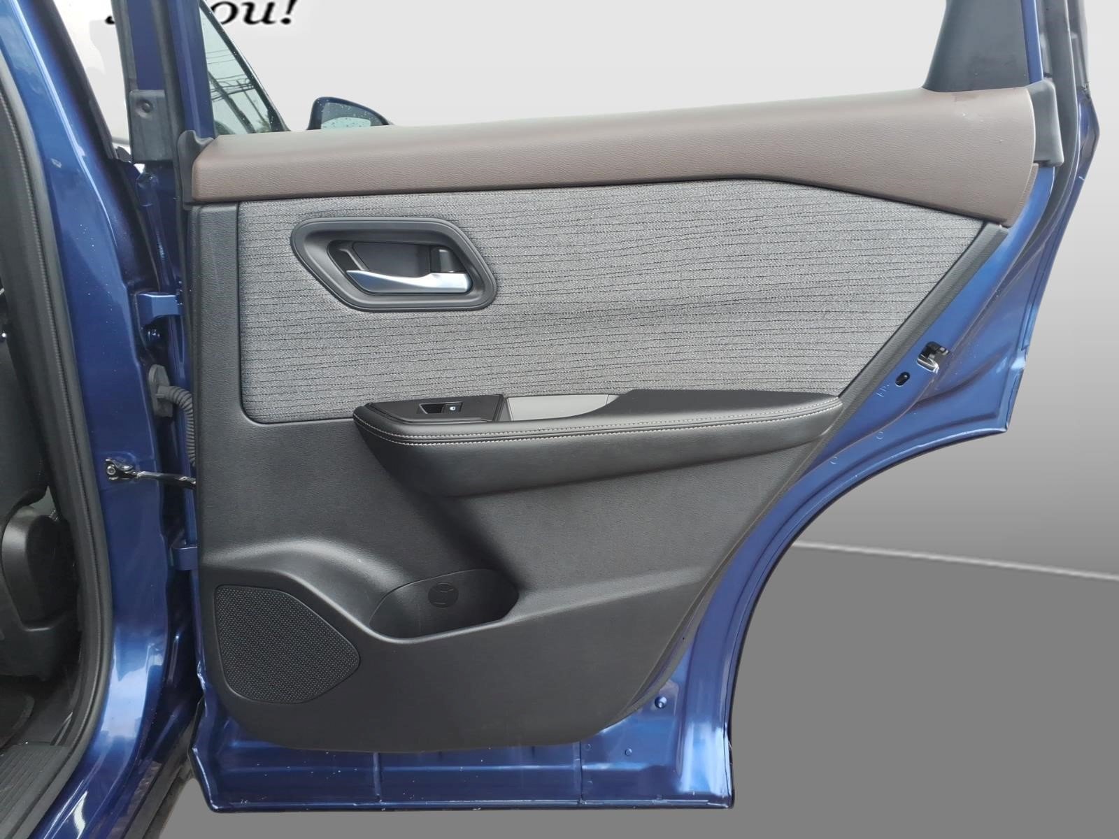 Certified 2023 Nissan Rogue SV AWD/4WD image 28