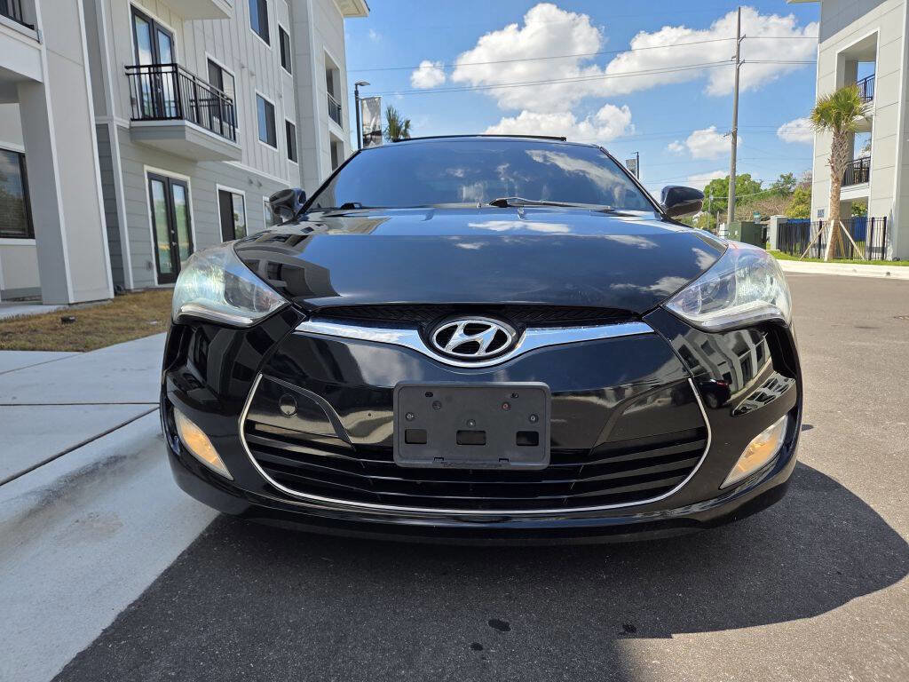 Used 2014 Hyundai Veloster w/ Style Package 02 image 2