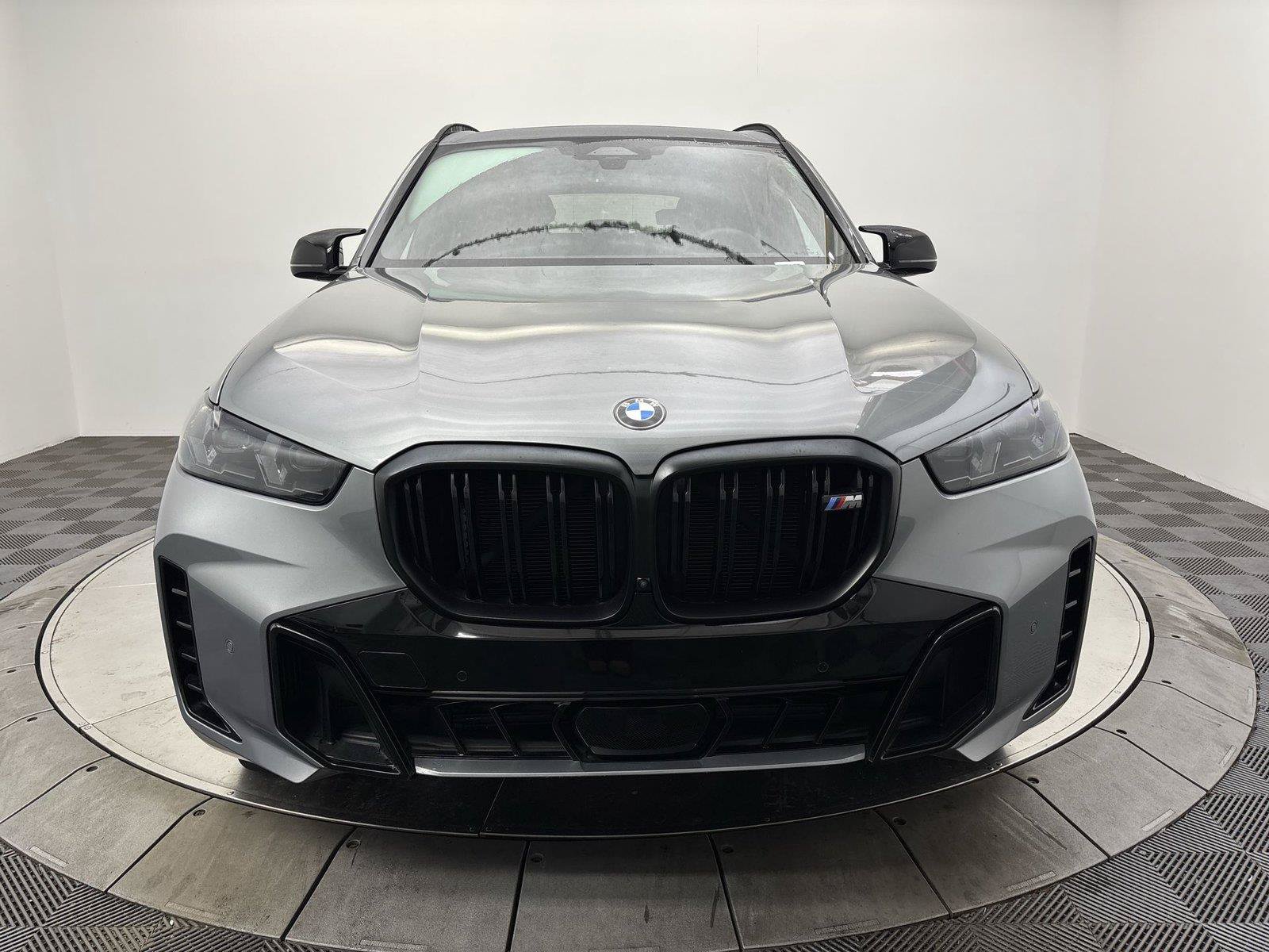 Used 2024 BMW X5 M60i w/ Executive Package AWD/4WD image 2