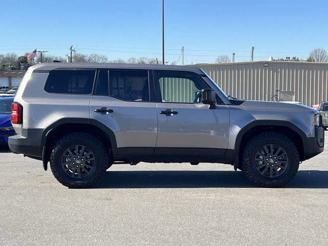 Used 2025 Toyota Land Cruiser 1958 image 38