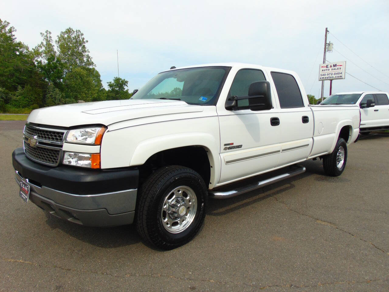 Used 2005 Chevrolet Silverado 2500 LS w/ Heavy-Duty Power Package RWD image 25